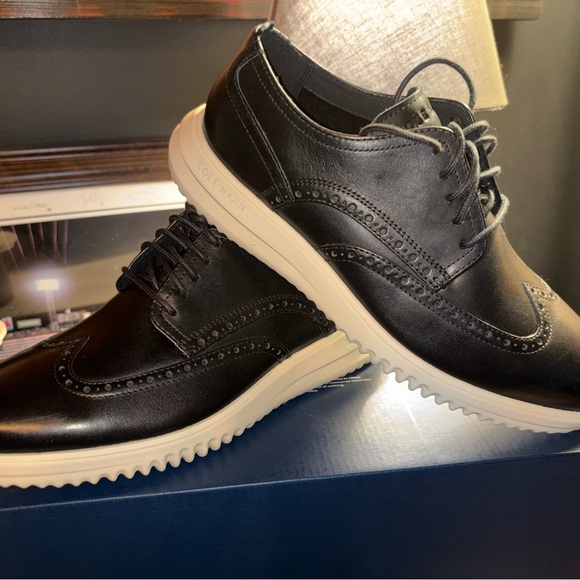Cole Haan Men's Grand Wingtip Black Leather Oxfords with White Sole - Picture 1 of 5